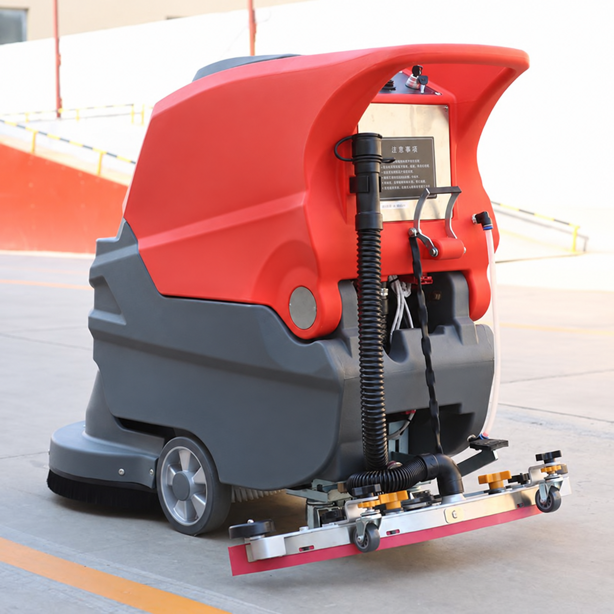Rear three-quarter view thumbnail